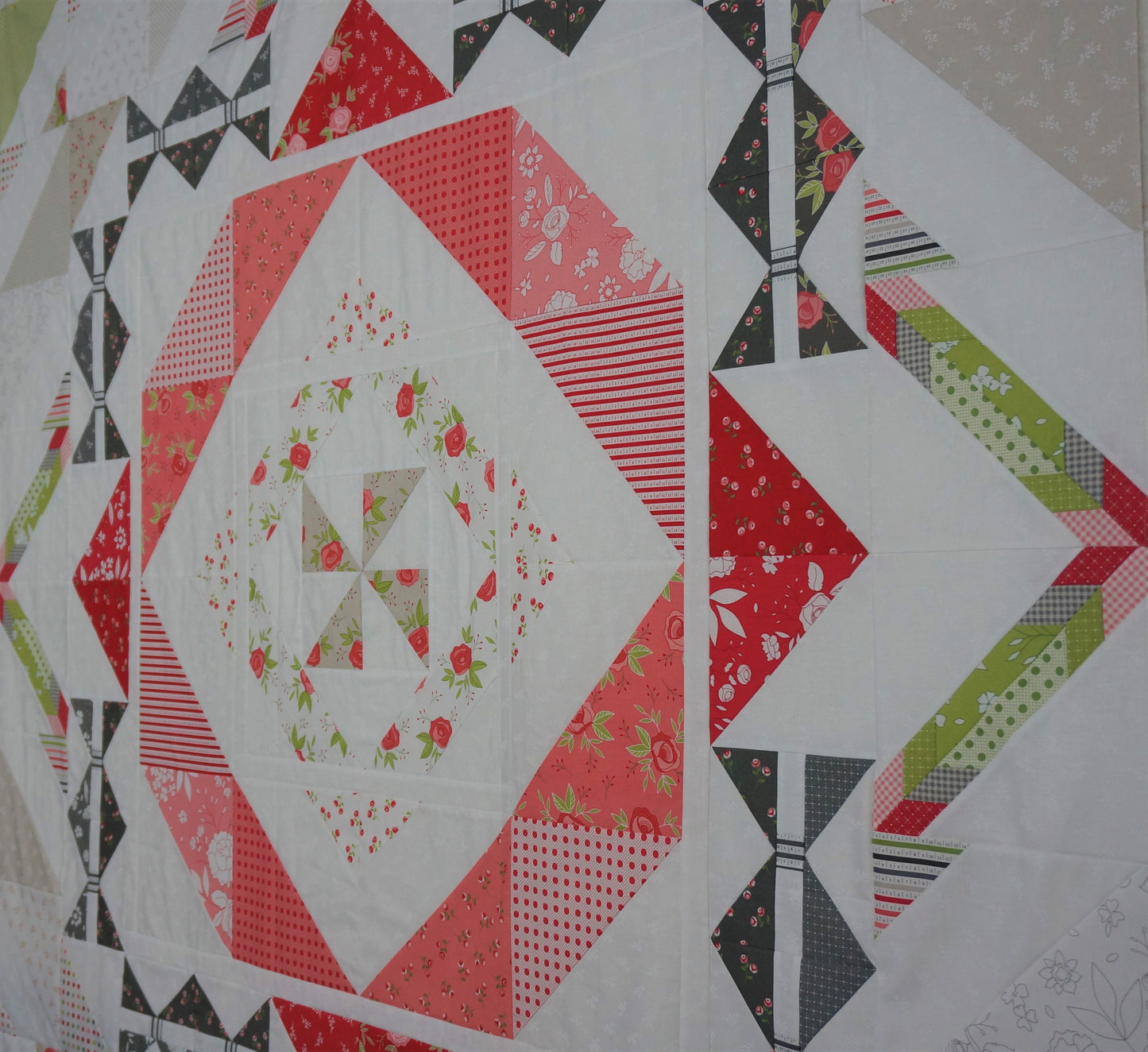 Beautiful Day Hop Jack Quilt Kit