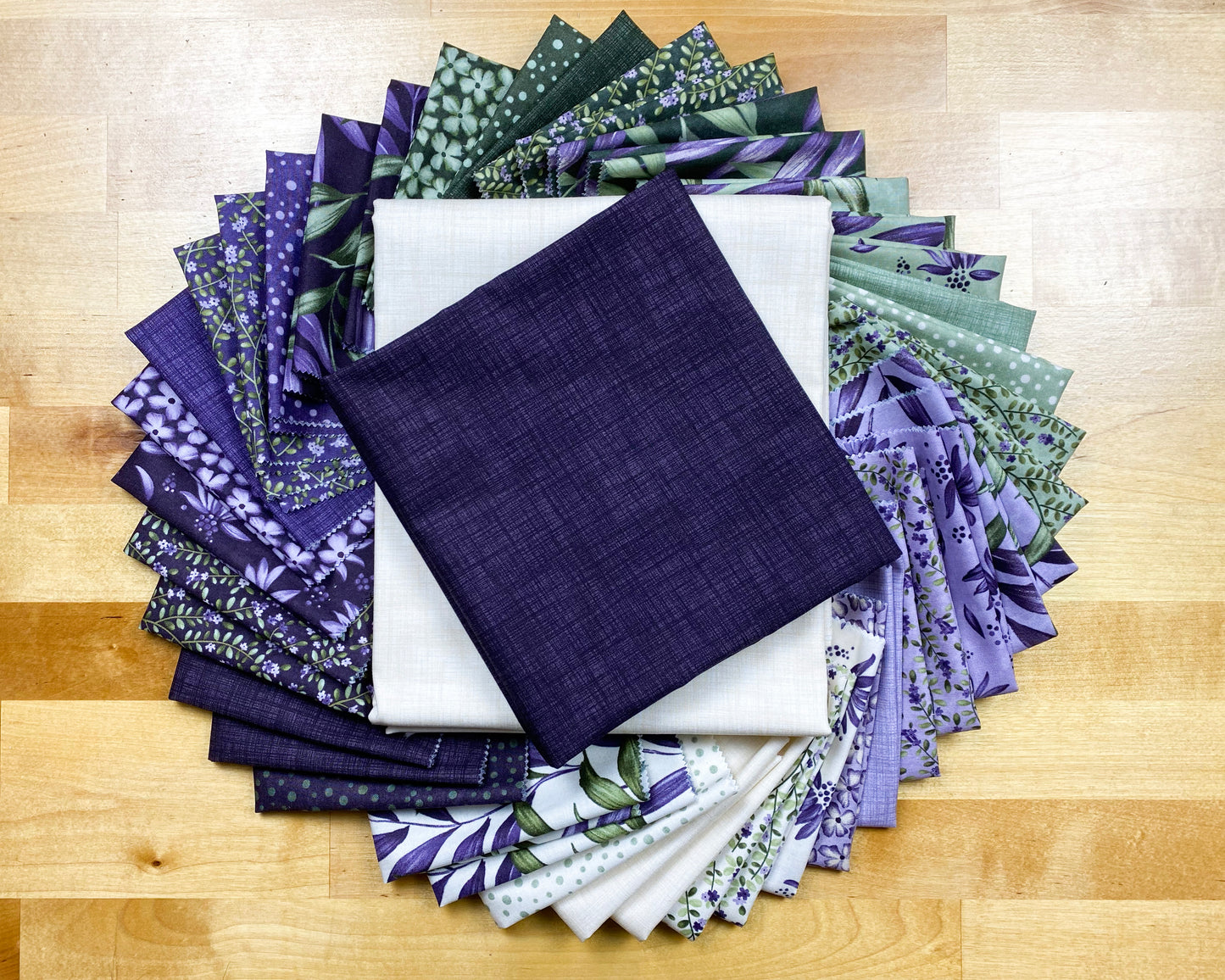 Wild Iris Wingtip Elegance Quilt Kit